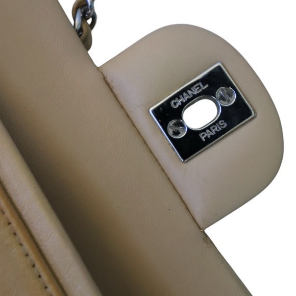 CHANEL Classic Double Flap Bag Small Vintage Beige Silver Hardware (repainted) - Picture 4 of 14